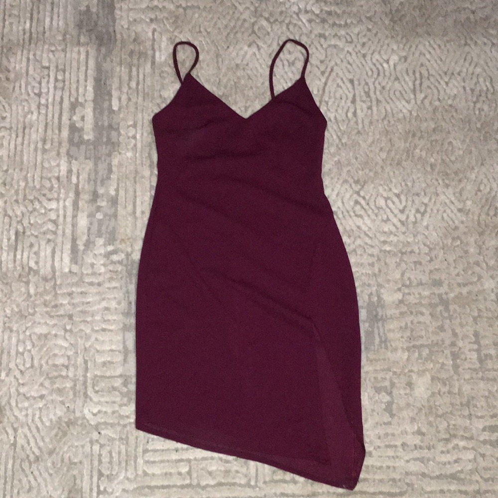 Mini dress with leg slit